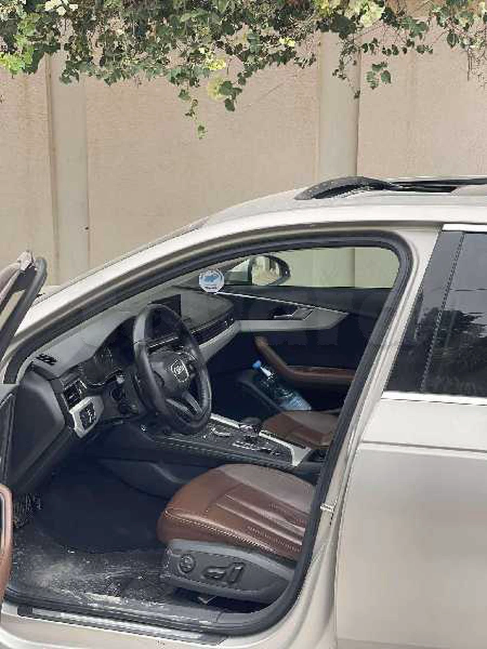 Carte voiture Audi A4