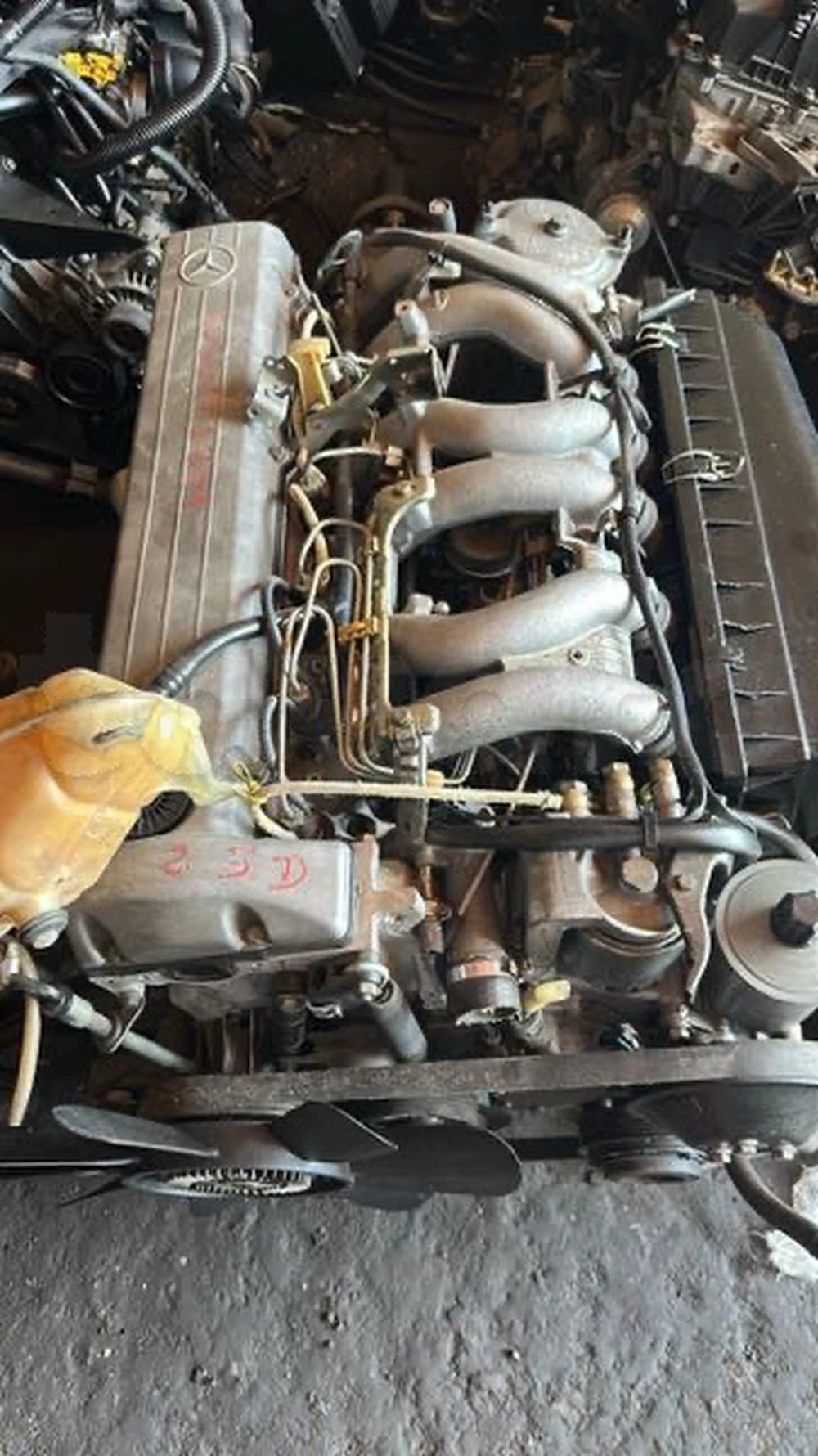 Moteur Mercedes 250