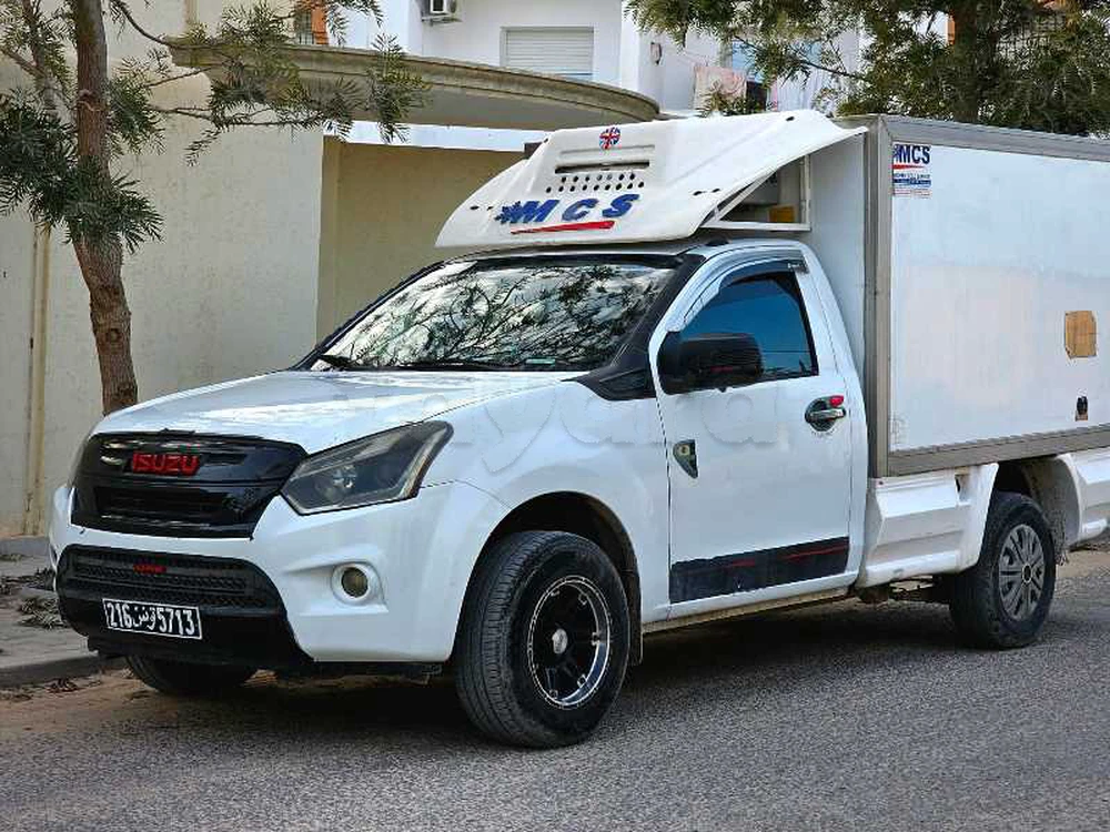 Carte voiture Isuzu D-Max