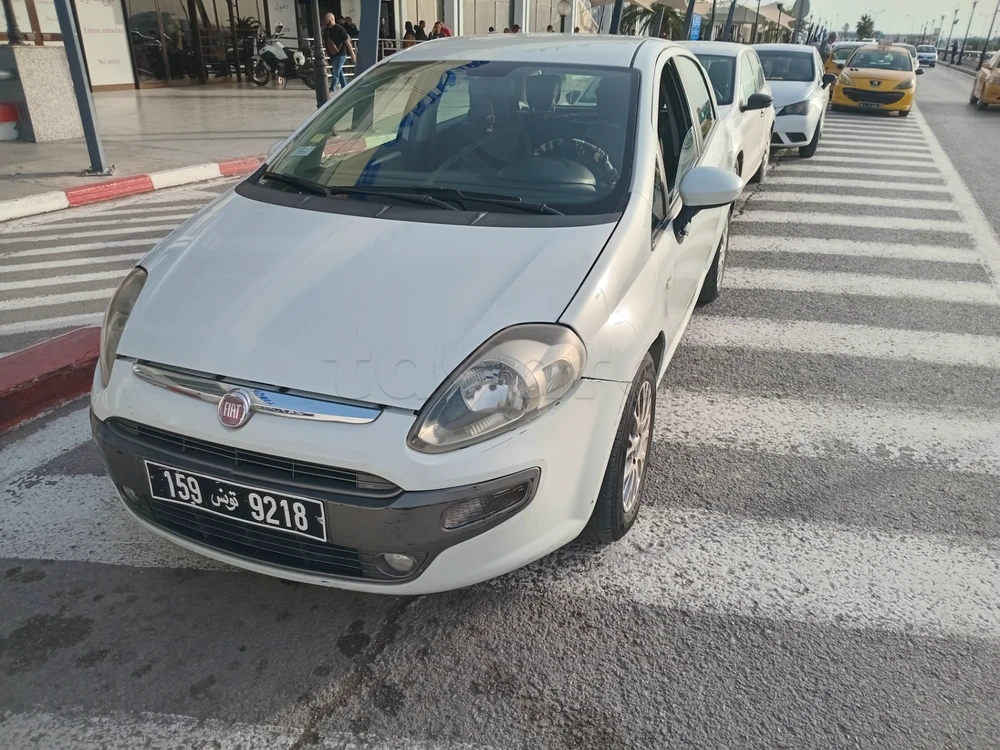 Carte voiture Fiat Punto