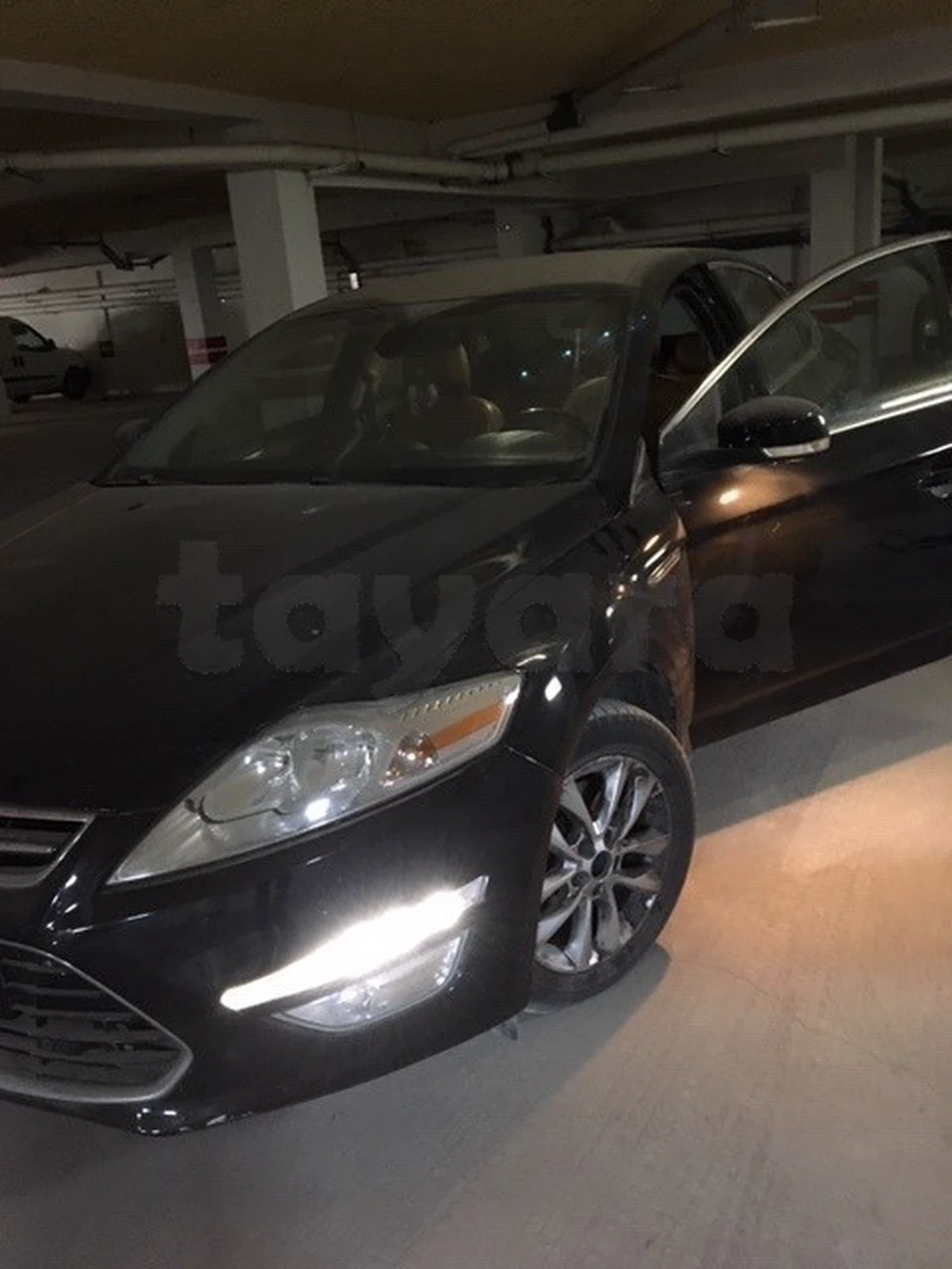 Carte voiture Ford Mondeo