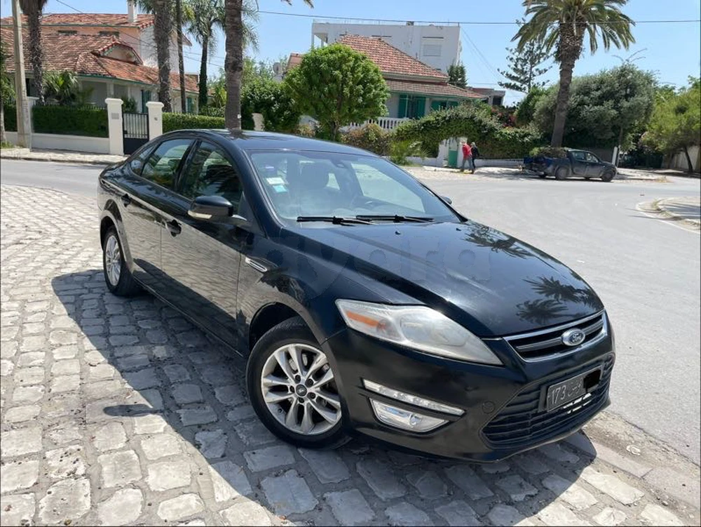 Carte voiture Ford Mondeo