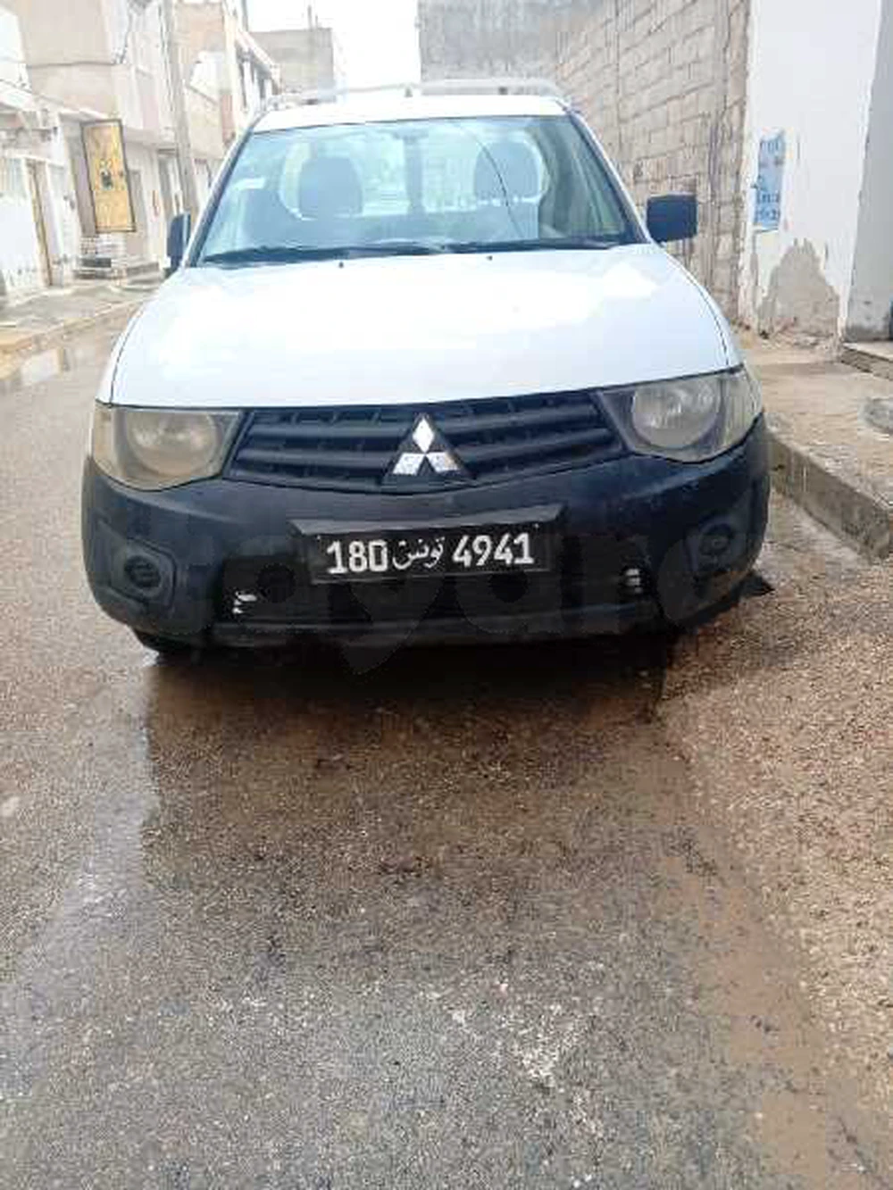 Mitsubishi L200