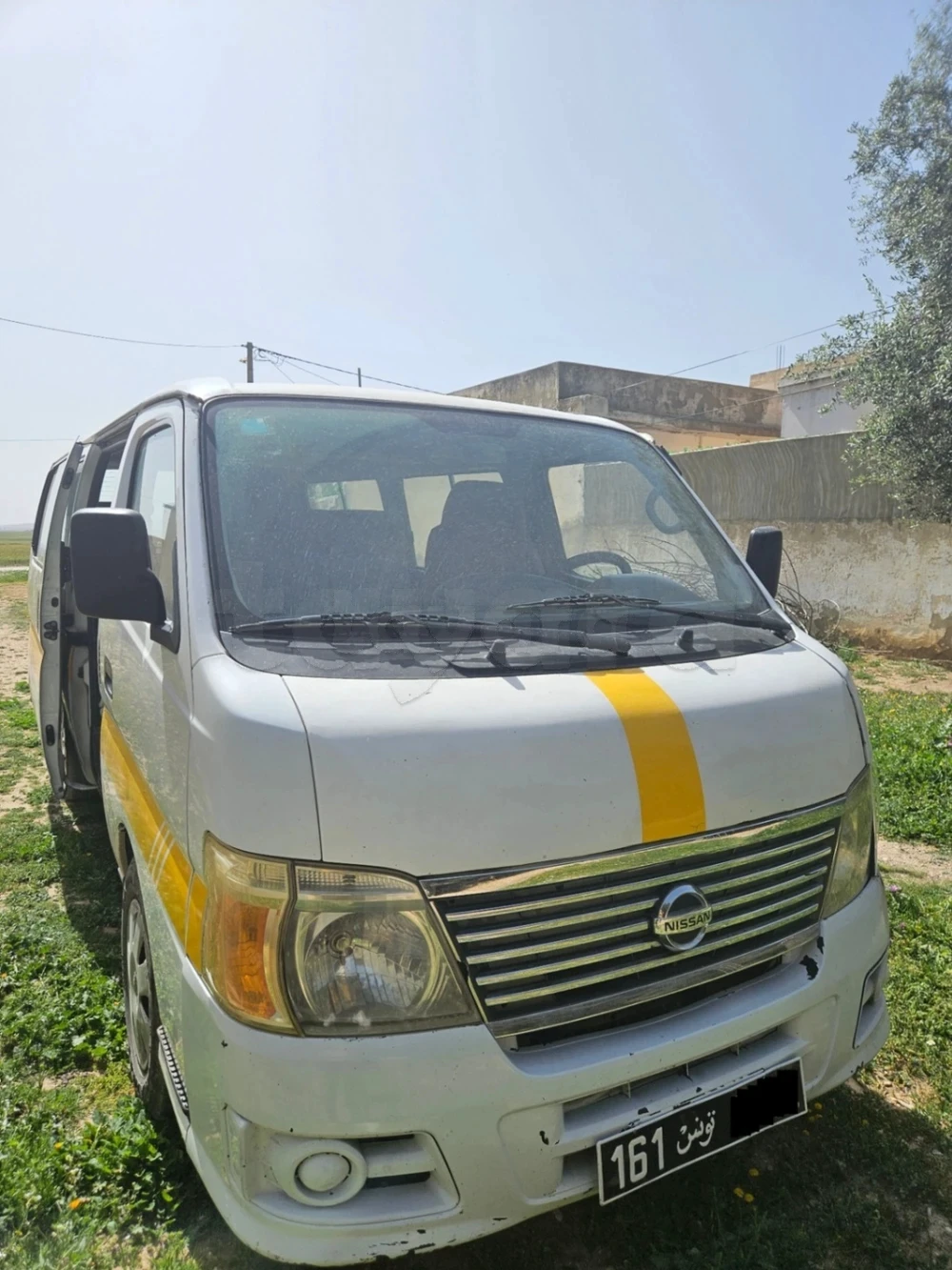 Carte voiture Nissan Urvan