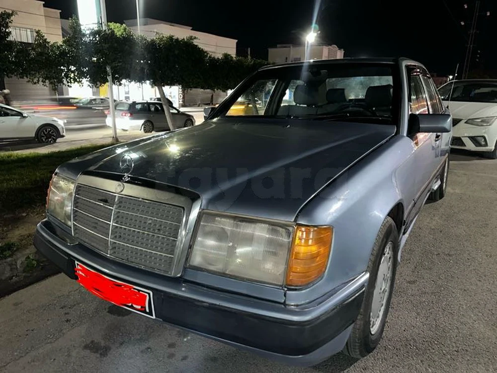 Mercedes-Benz 250