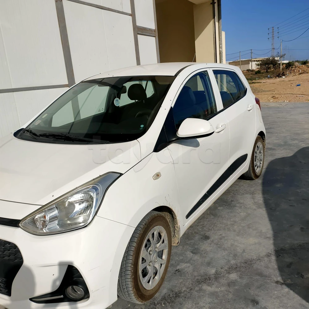 Carte voiture Hyundai Grand i10