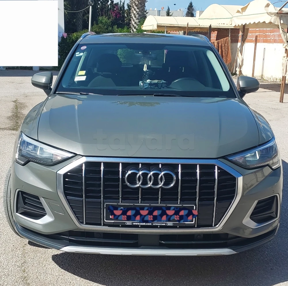 Carte voiture Audi Q3