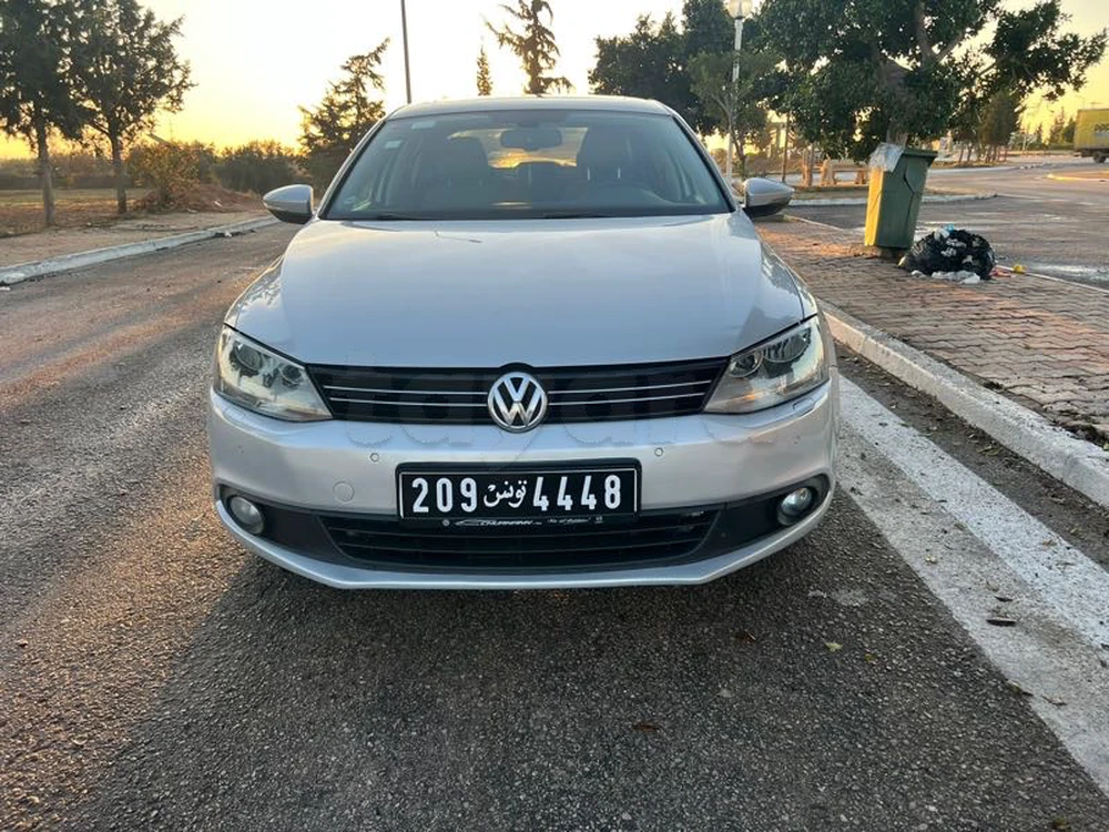 Carte voiture Volkswagen Jetta