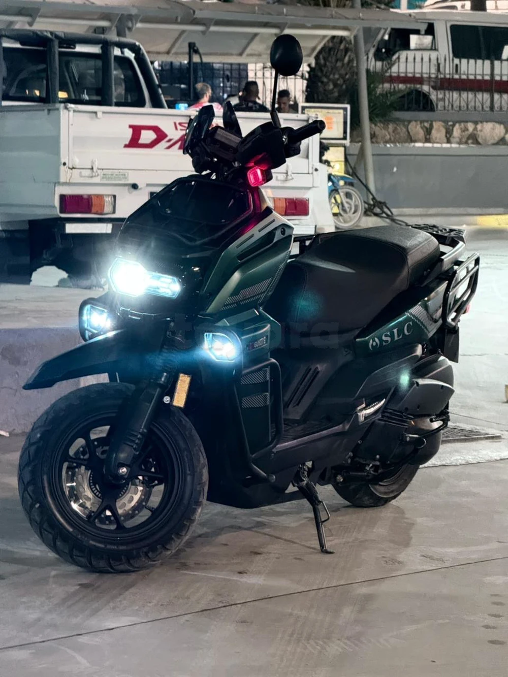 Moto Tank
