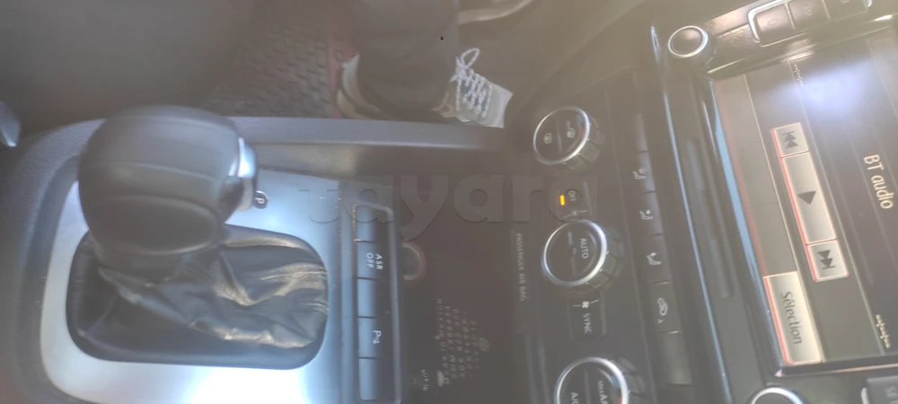 Carte voiture Volkswagen Jetta