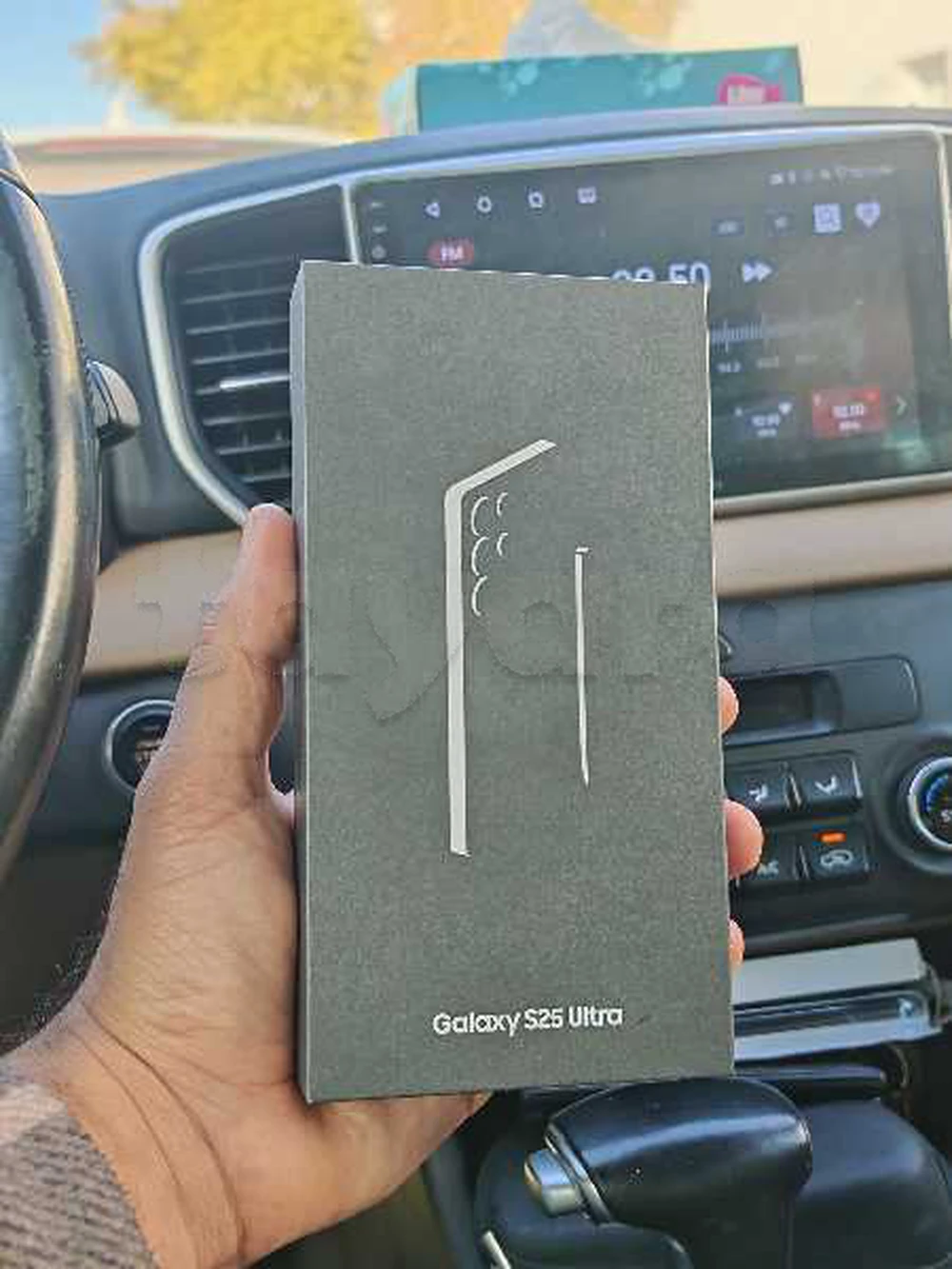 Samsung S25 Ultra black blue Cacheté