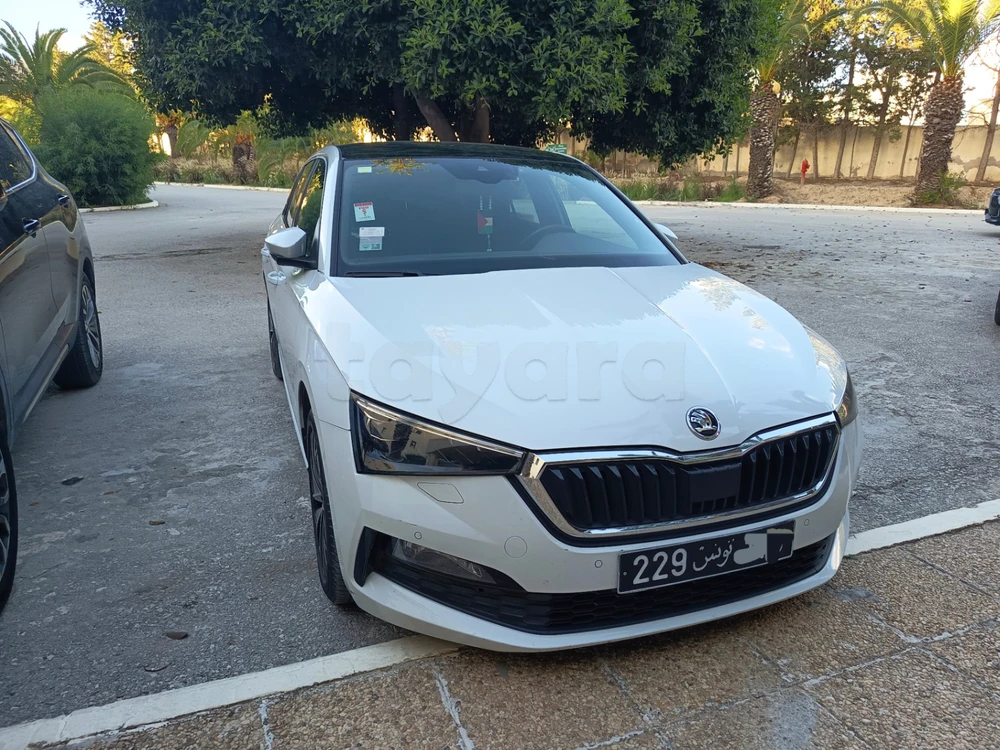 🚗 À VENDRE – ŠKODA SCALA PREMIERE MAIN 1.6 MPI BVA STYLE ✨ Škoda Scala