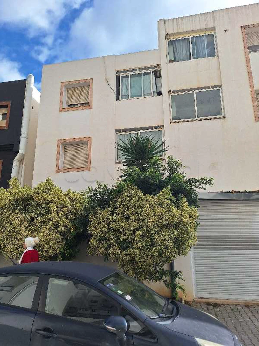 a vendre appartement s +2 cité nasser résidence arabesque deuxième étage r+2 possible crédit