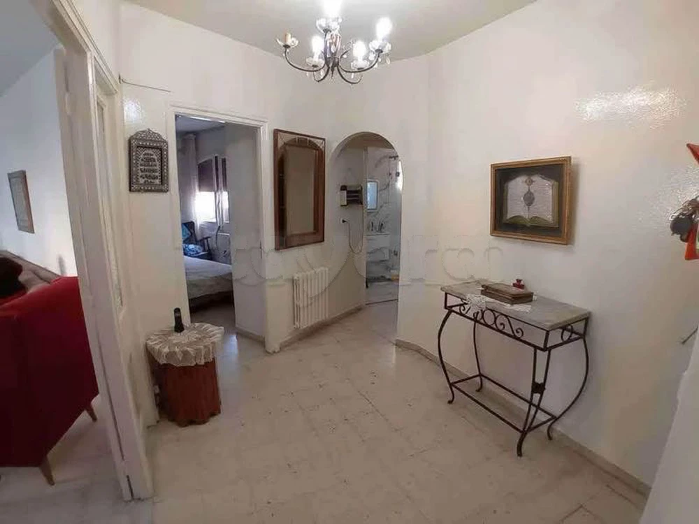 MANAR 2 : APPARTEMENT S+3 A LOUER VIDE