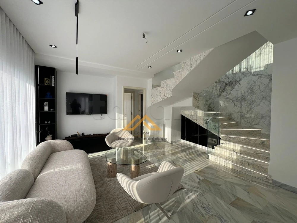 À louer Duplex de luxe avec vue mer