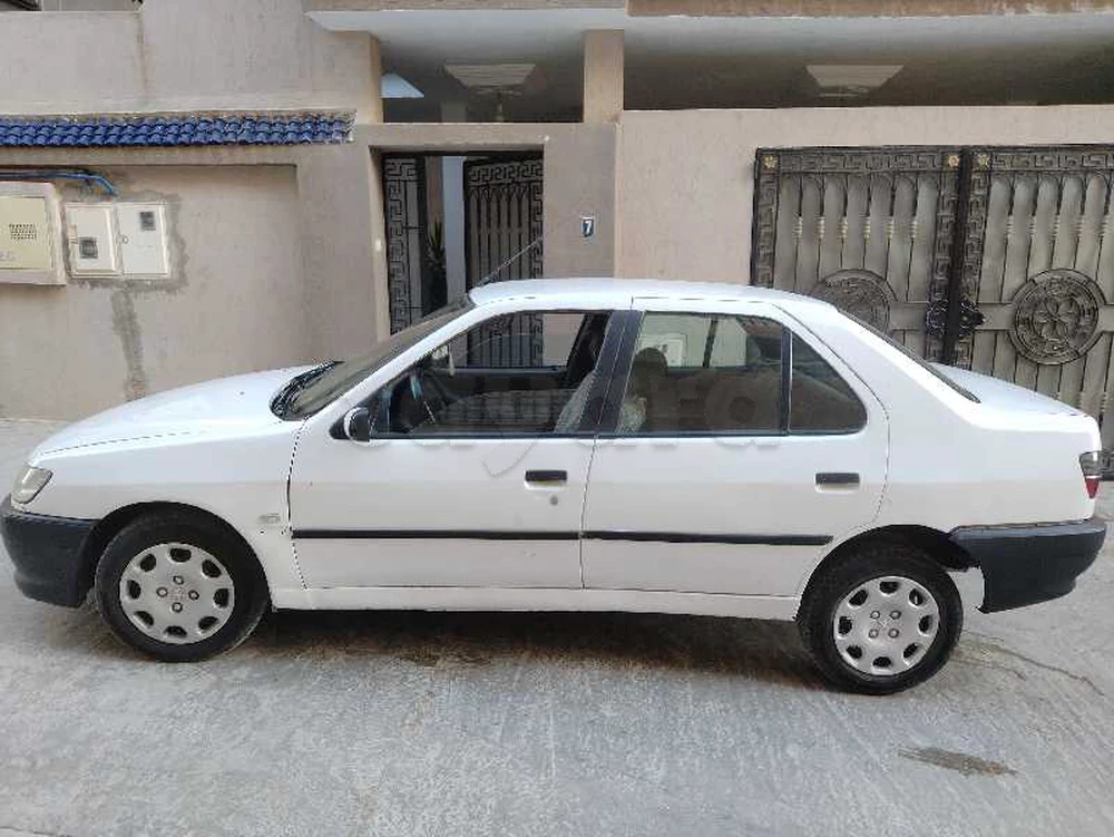 Peugeot 306