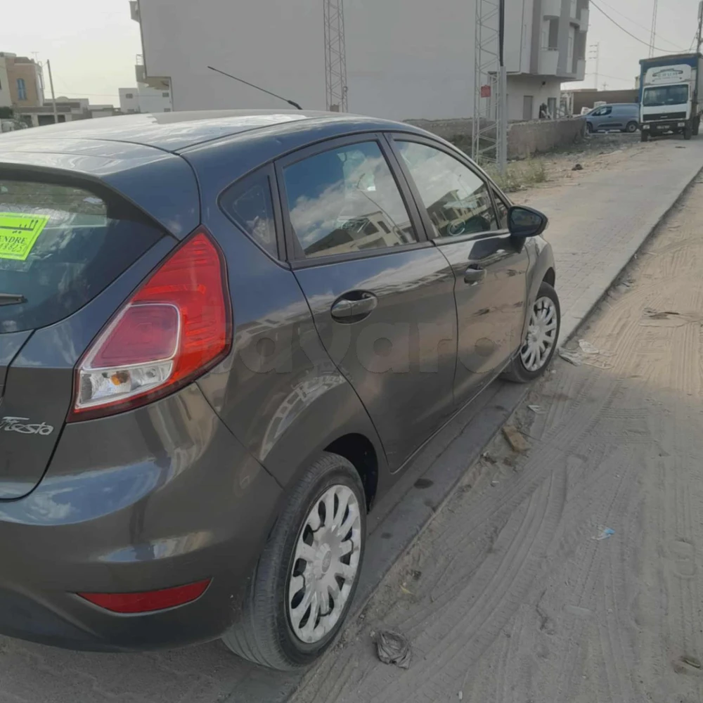 Carte voiture Ford Fiesta