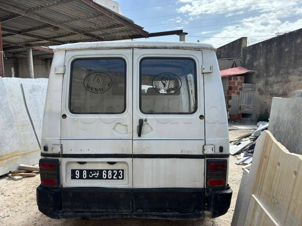 Carte voiture Renault Trafic