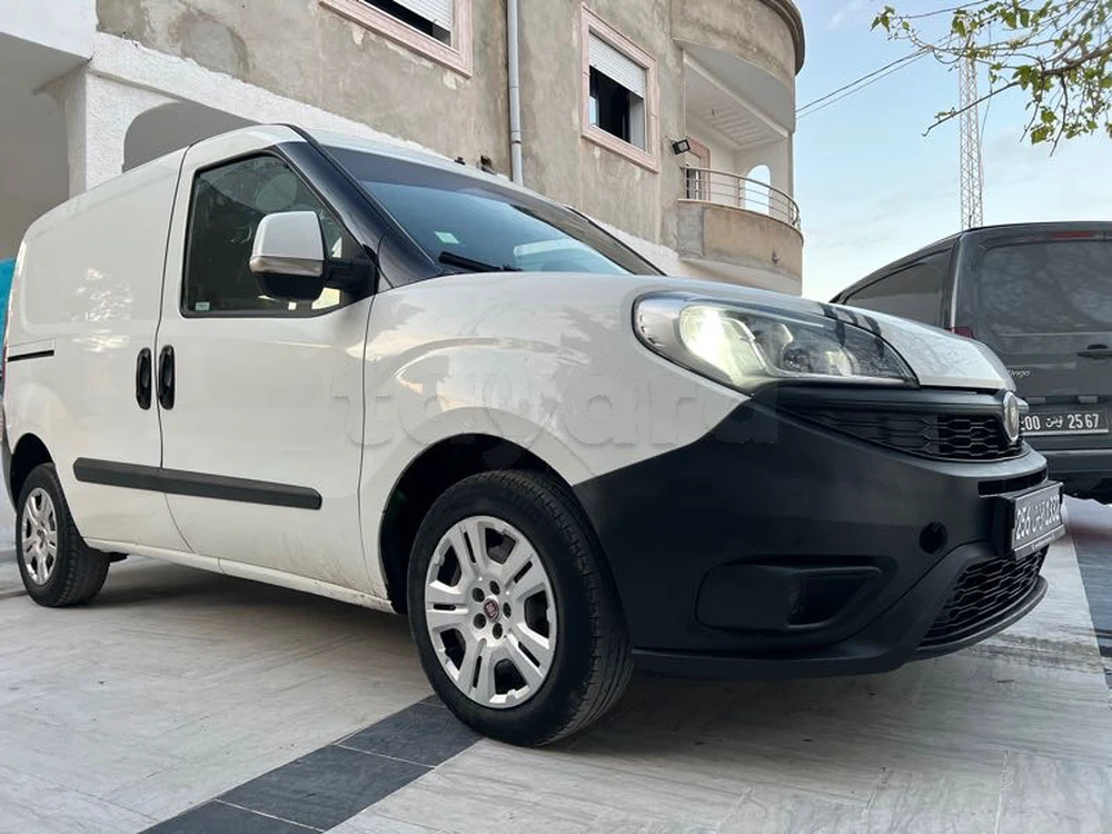 Carte voiture Fiat Doblo