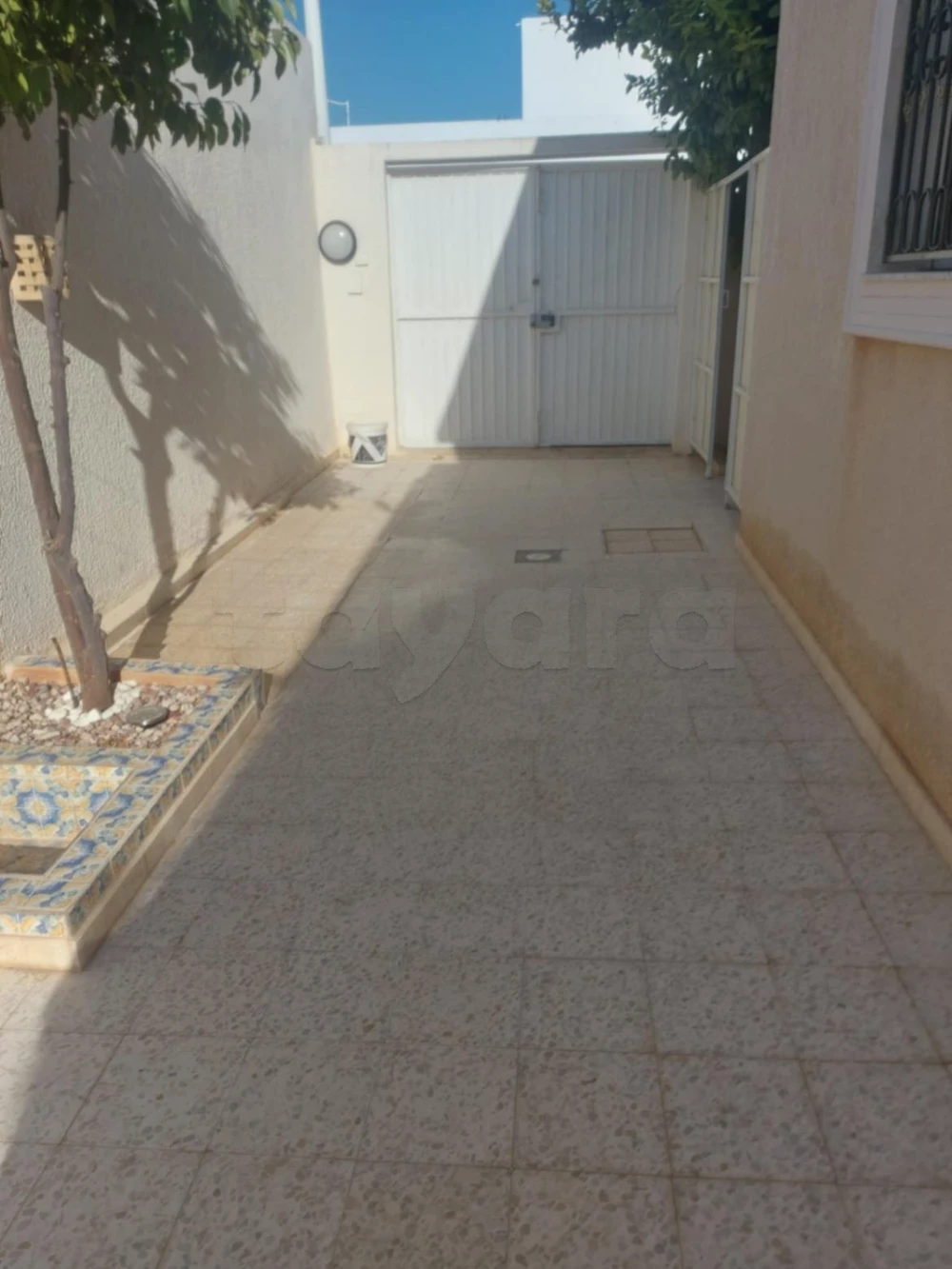 🏡 Location villa – rez-de-jardin meublé S+2 avec jardin et parking privé