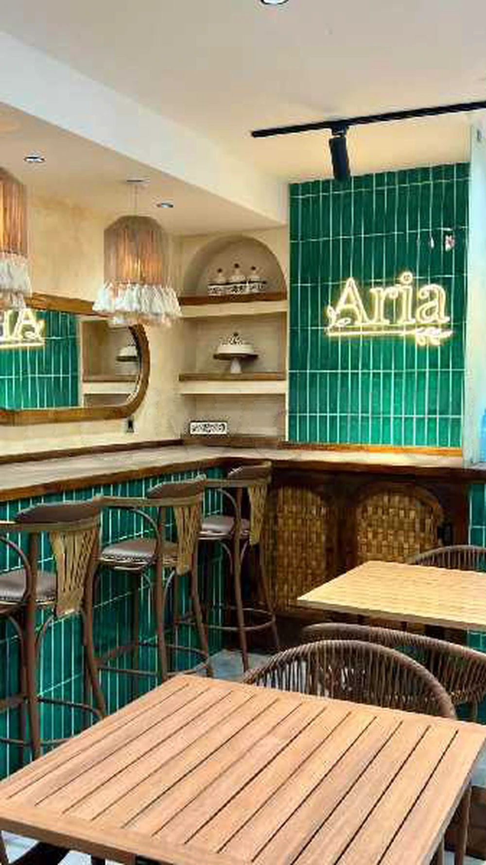 Resto cafe