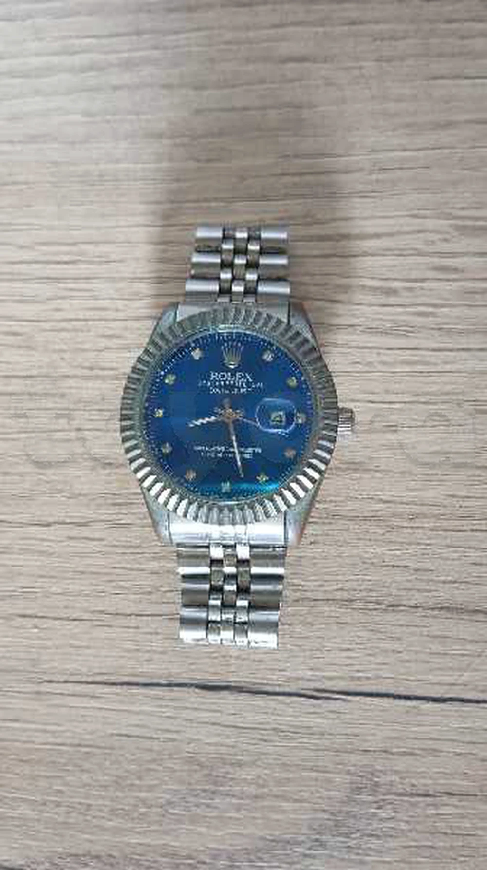 Rolex date juste en bonne état