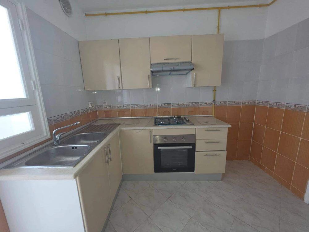 Appartement S+3 à Borj Cedria