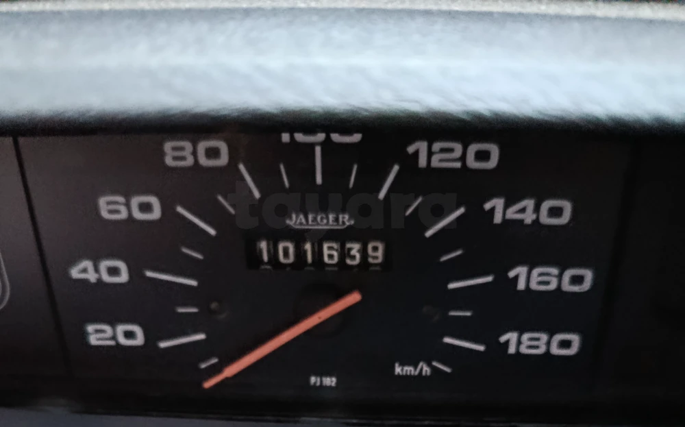Peugeot 205