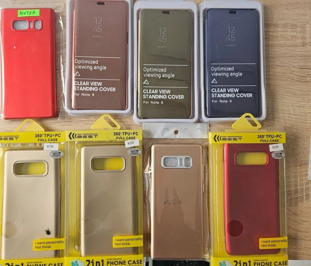 etui samsung NOTE 8 flip cover et silicone arière disponible a ben arous