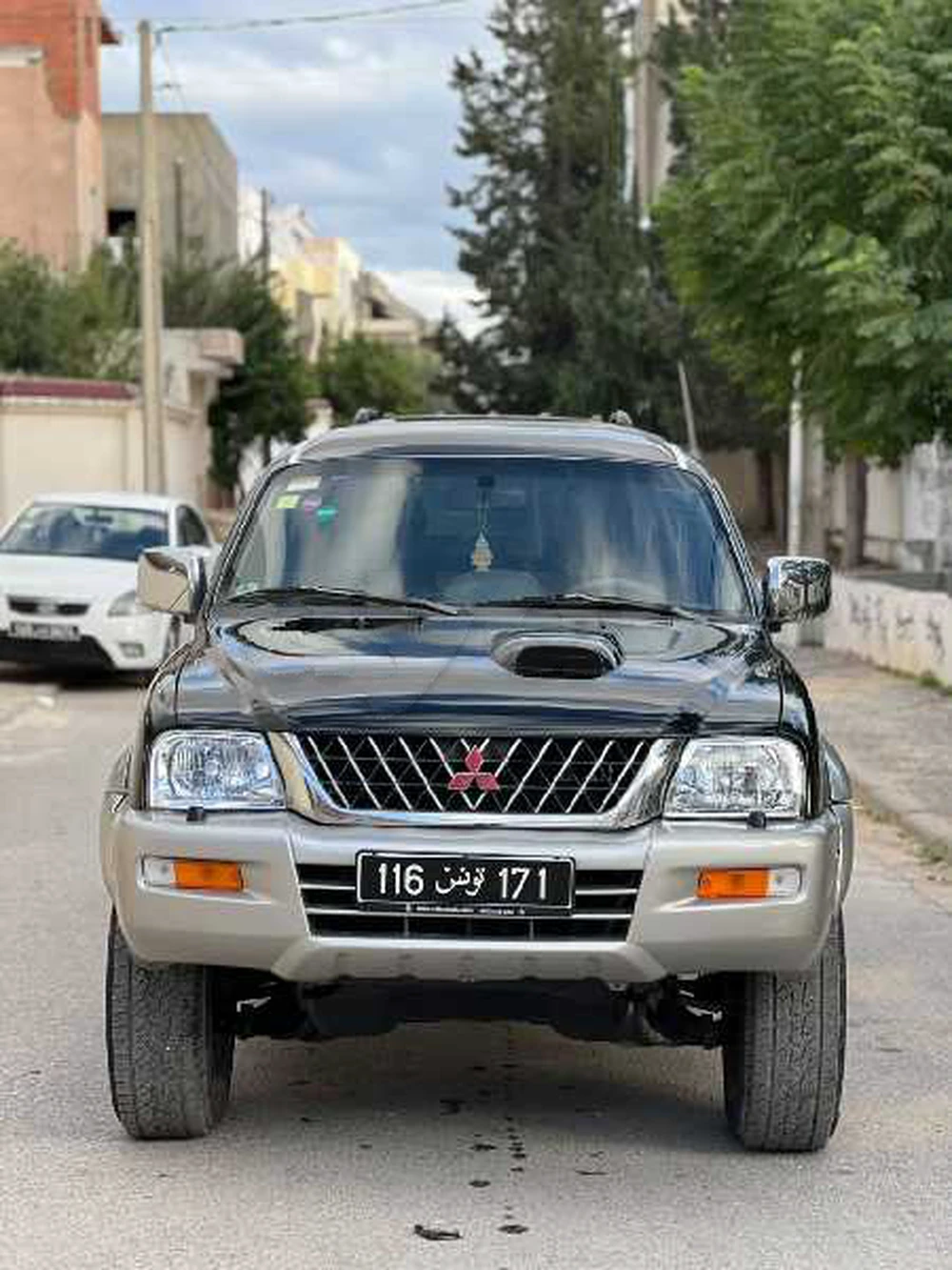 Mitsubishi L200