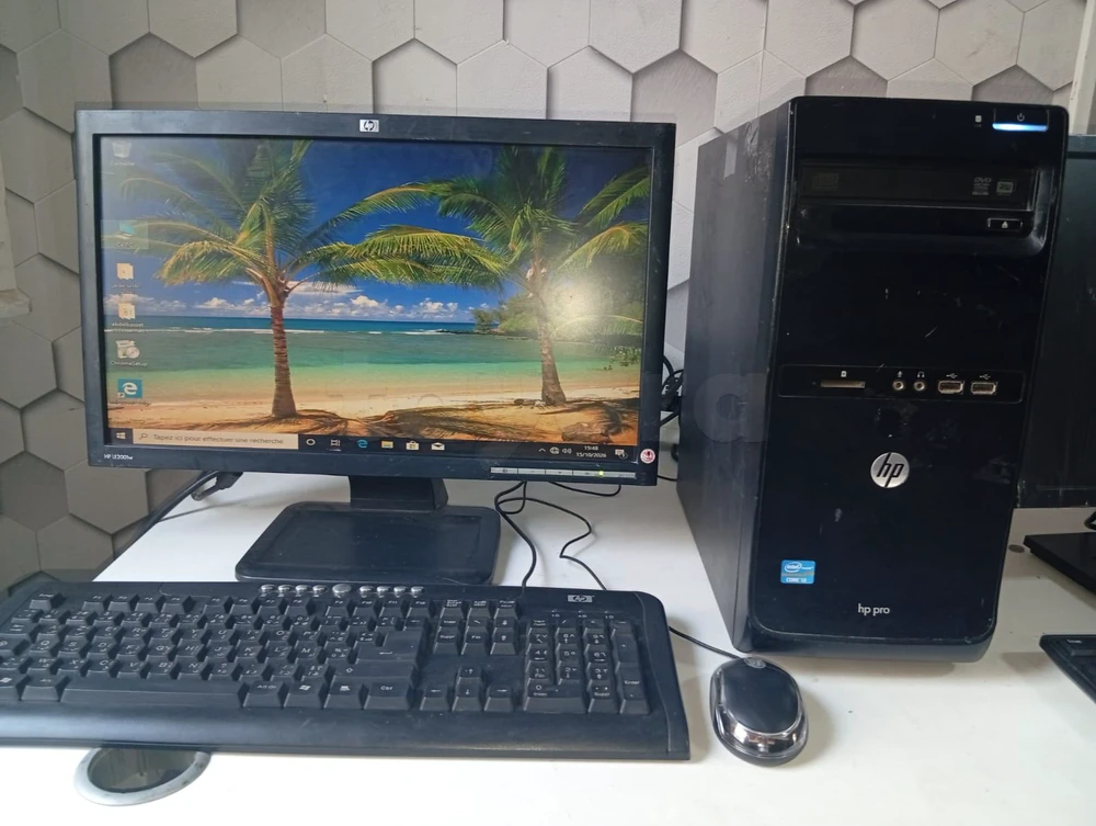 PC de Bureau HP Pro / Intel Core i3