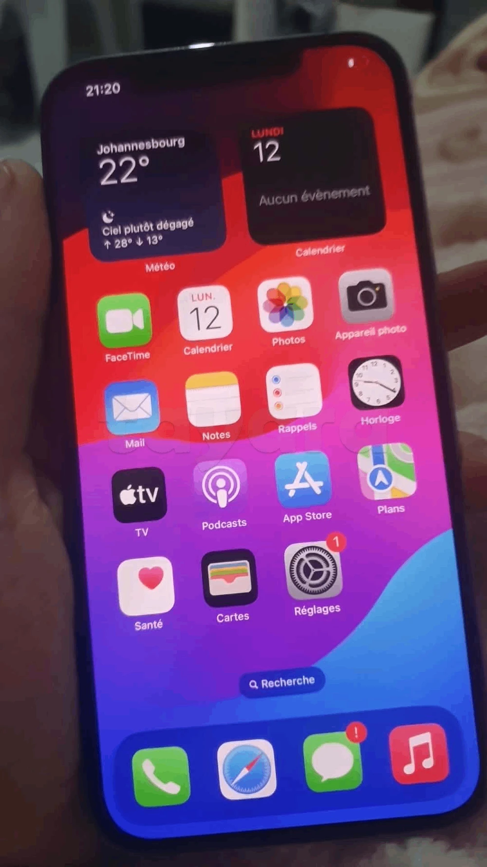 Iphone 12 pro max bypass
