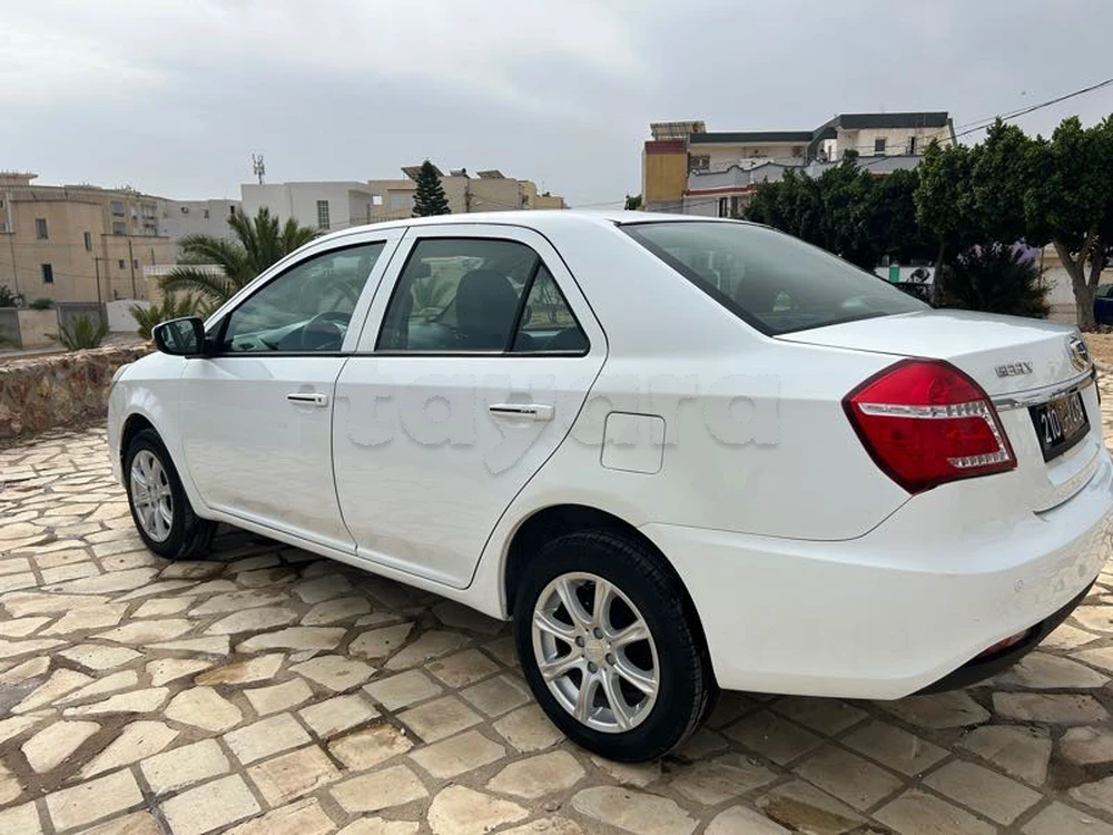 Carte voiture Geely LC