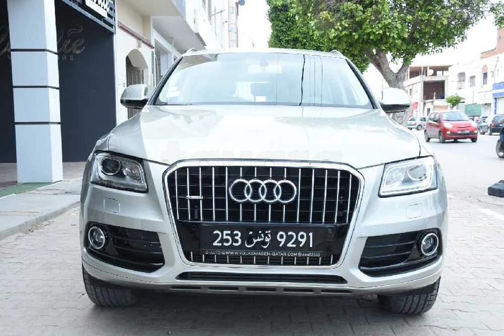 Carte voiture Audi Q5