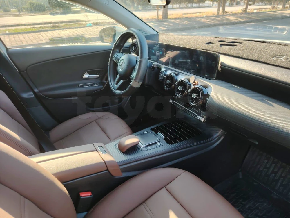 Carte voiture Mercedes-Benz Classe A