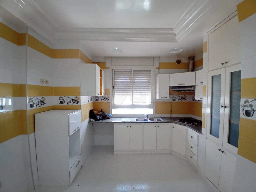 A Louer un appartement S+2 prés lycée H.Sousse 2