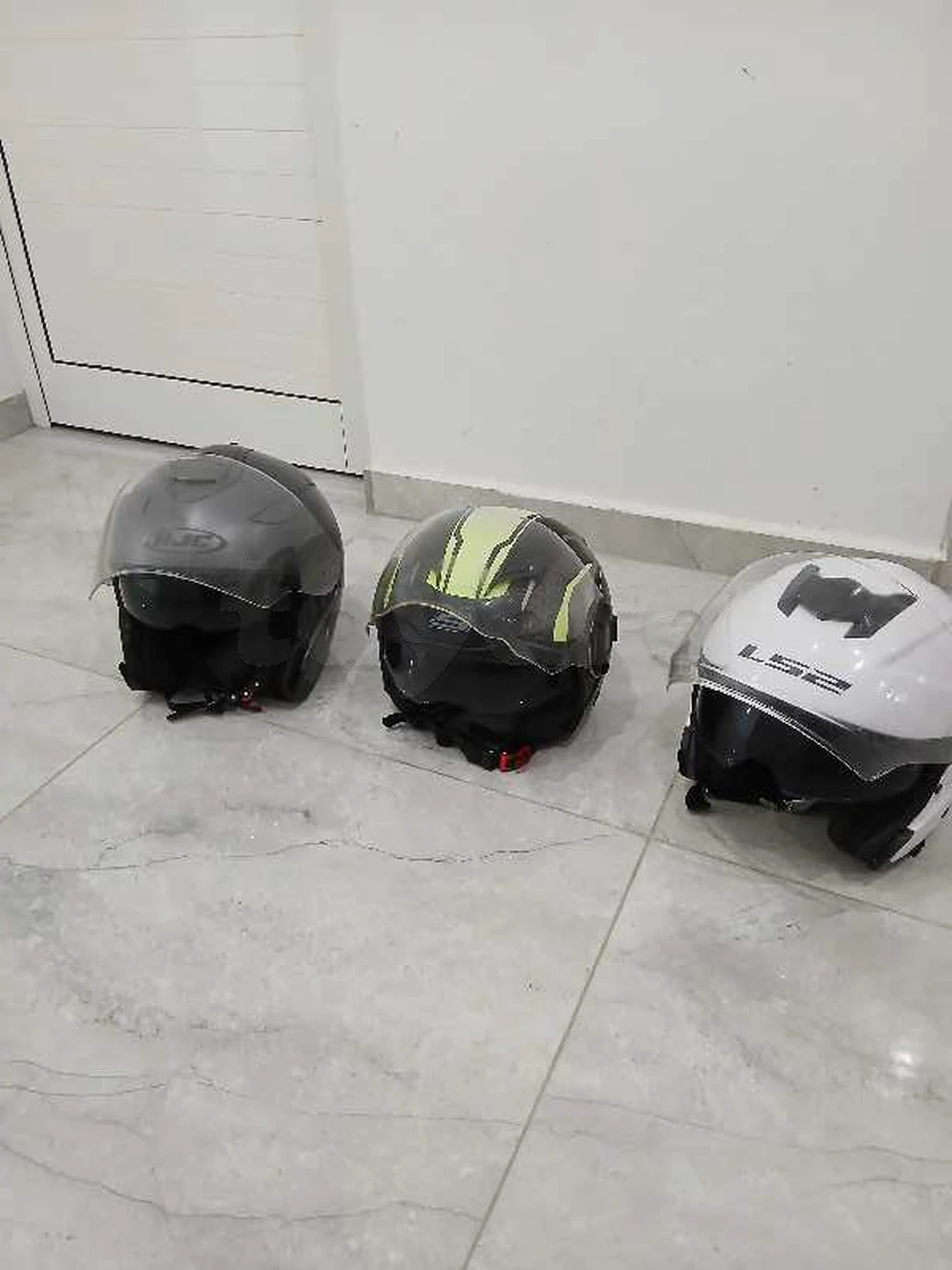 casque moto importé