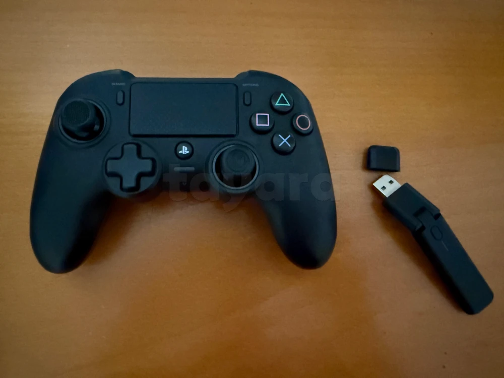 Nacon Asimmetric Wireless controller PS4