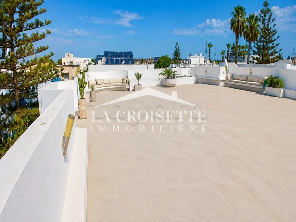 Etage de villa S+3 meublé à louer à La Marsa MEL0608