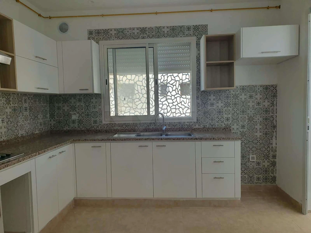 A LOUER UN APPARTEMENT S+2 HST JAMAIS HABITés A EZZAHRA