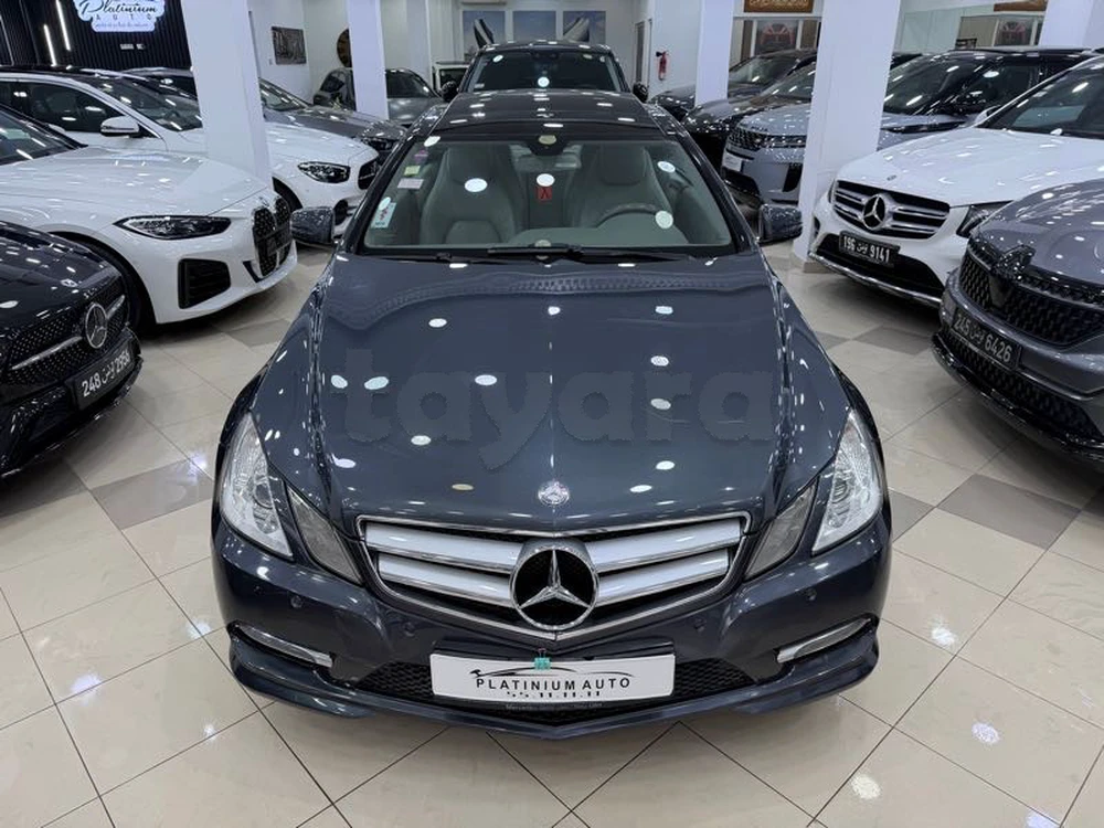 Carte voiture Mercedes-Benz Classe E