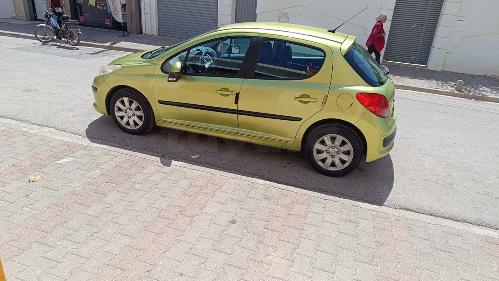 Carte voiture Peugeot 207