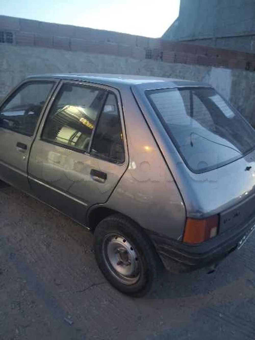 Peugeot 205
