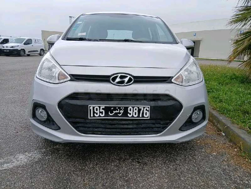 Carte voiture Hyundai i10