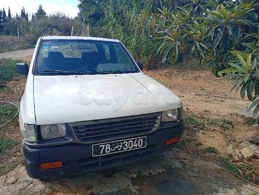 Carte voiture Isuzu Landwind