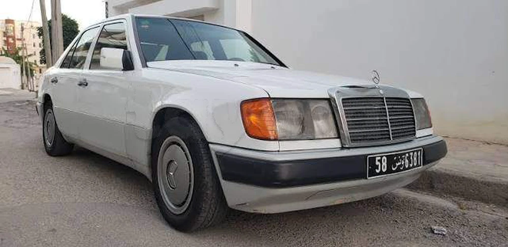 Carte voiture Mercedes-Benz 250