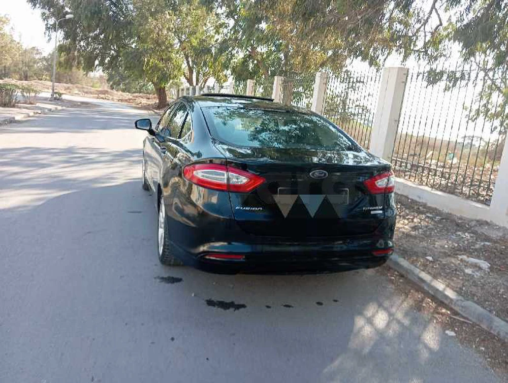 Carte voiture Ford Fusion