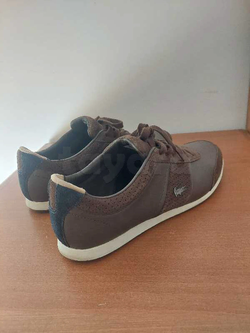 chaussures lacoste