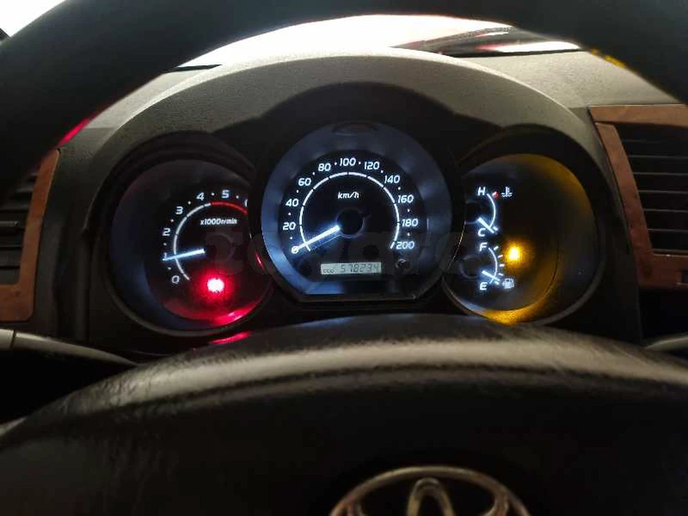 Carte voiture Toyota Hilux