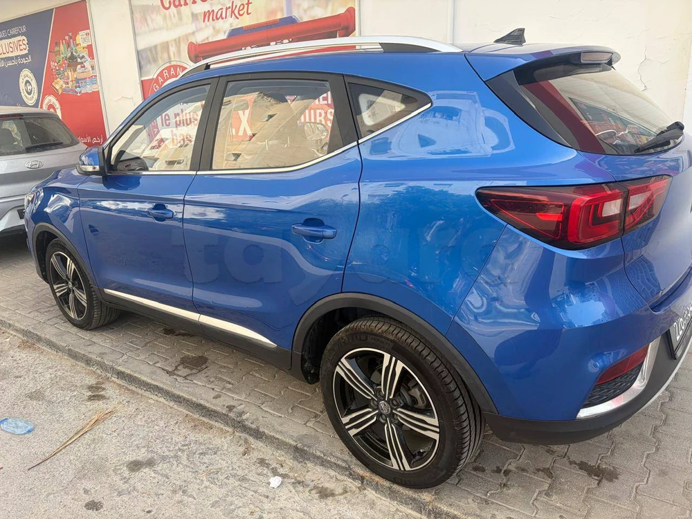 MG ZS